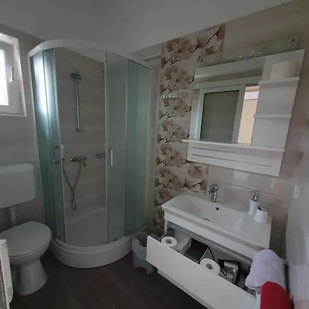 Palma Guesthouse Gostinjska kuća Palit