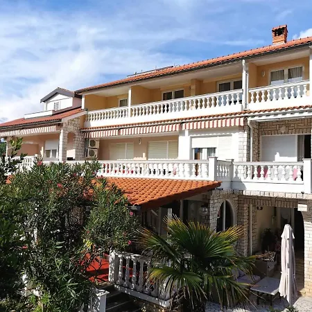 Palma Πανσιόν